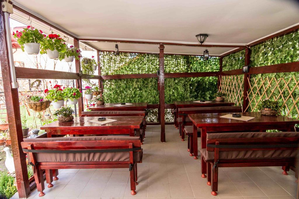 Floare De Iris Hotel Vama Veche Eksteriør billede
