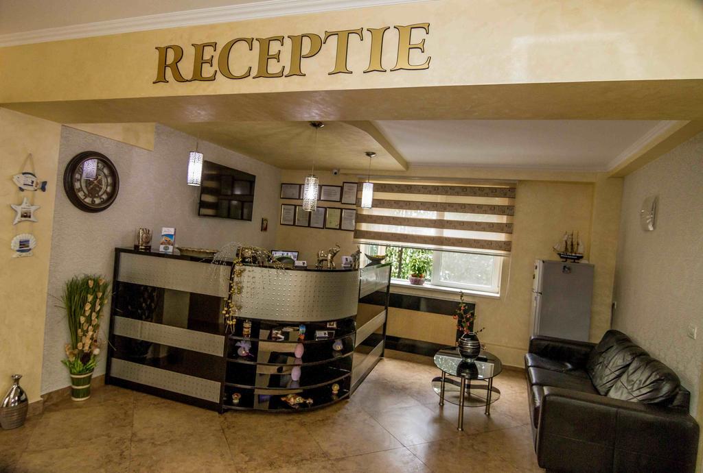 Floare De Iris Hotel Vama Veche Eksteriør billede