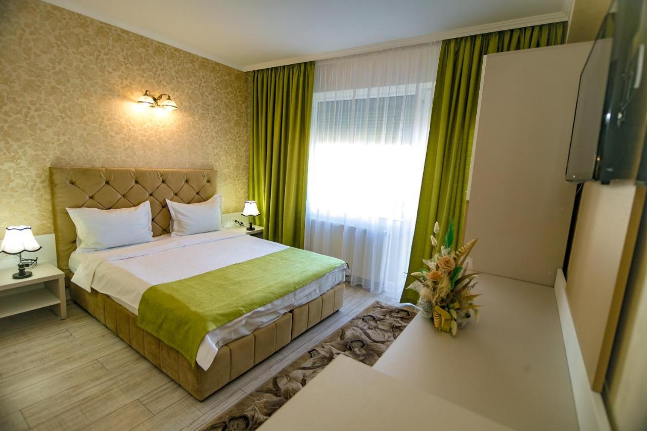 Floare De Iris Hotel Vama Veche Eksteriør billede