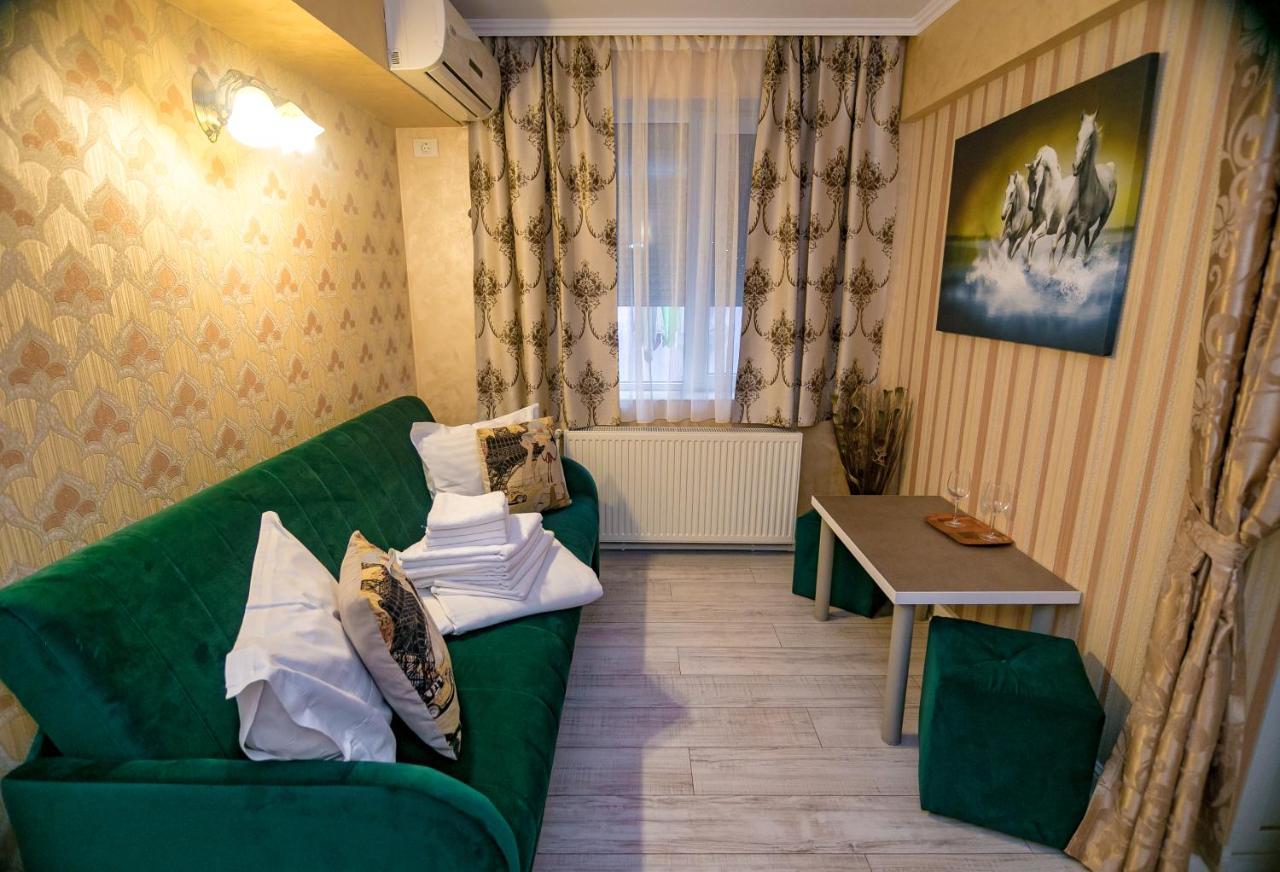 Floare De Iris Hotel Vama Veche Eksteriør billede