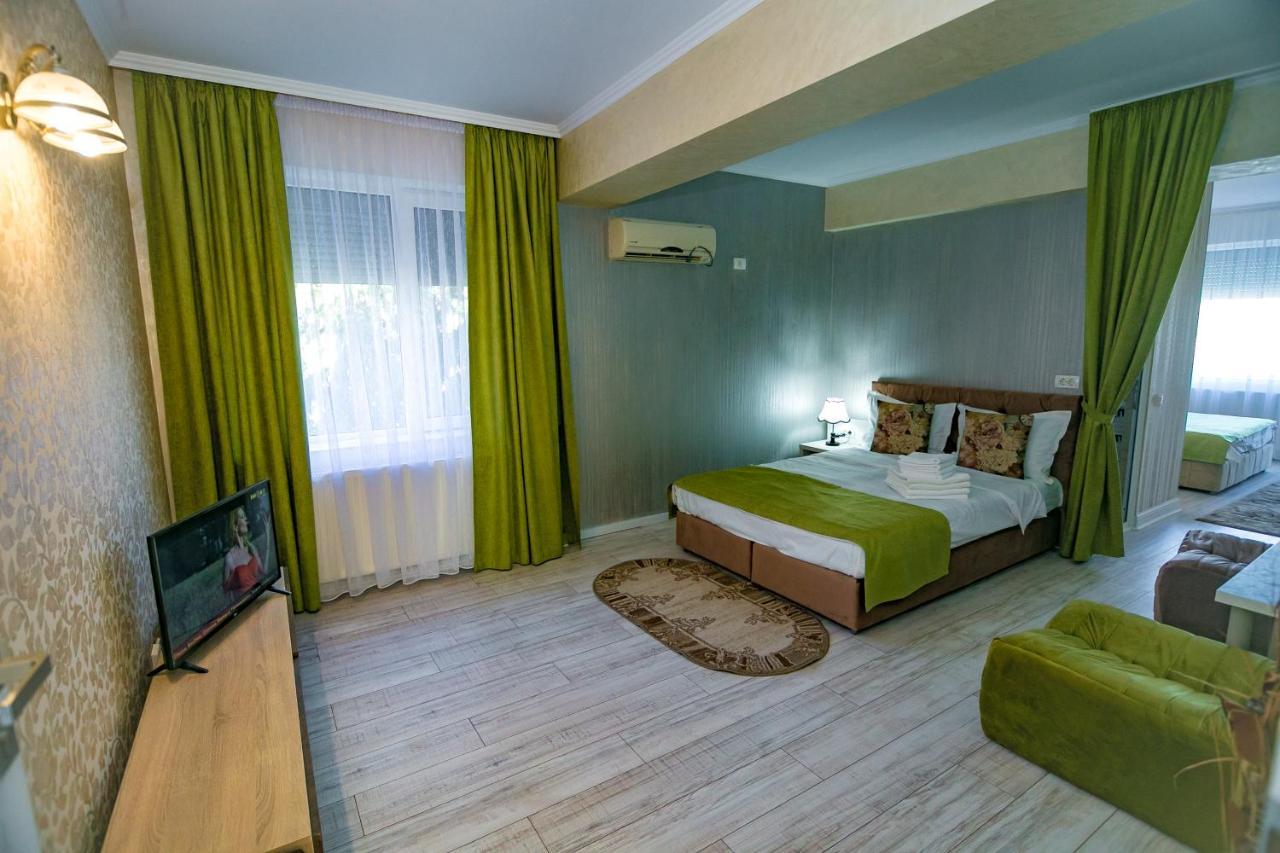 Floare De Iris Hotel Vama Veche Eksteriør billede