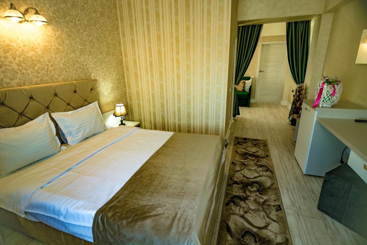 Floare De Iris Hotel Vama Veche Eksteriør billede