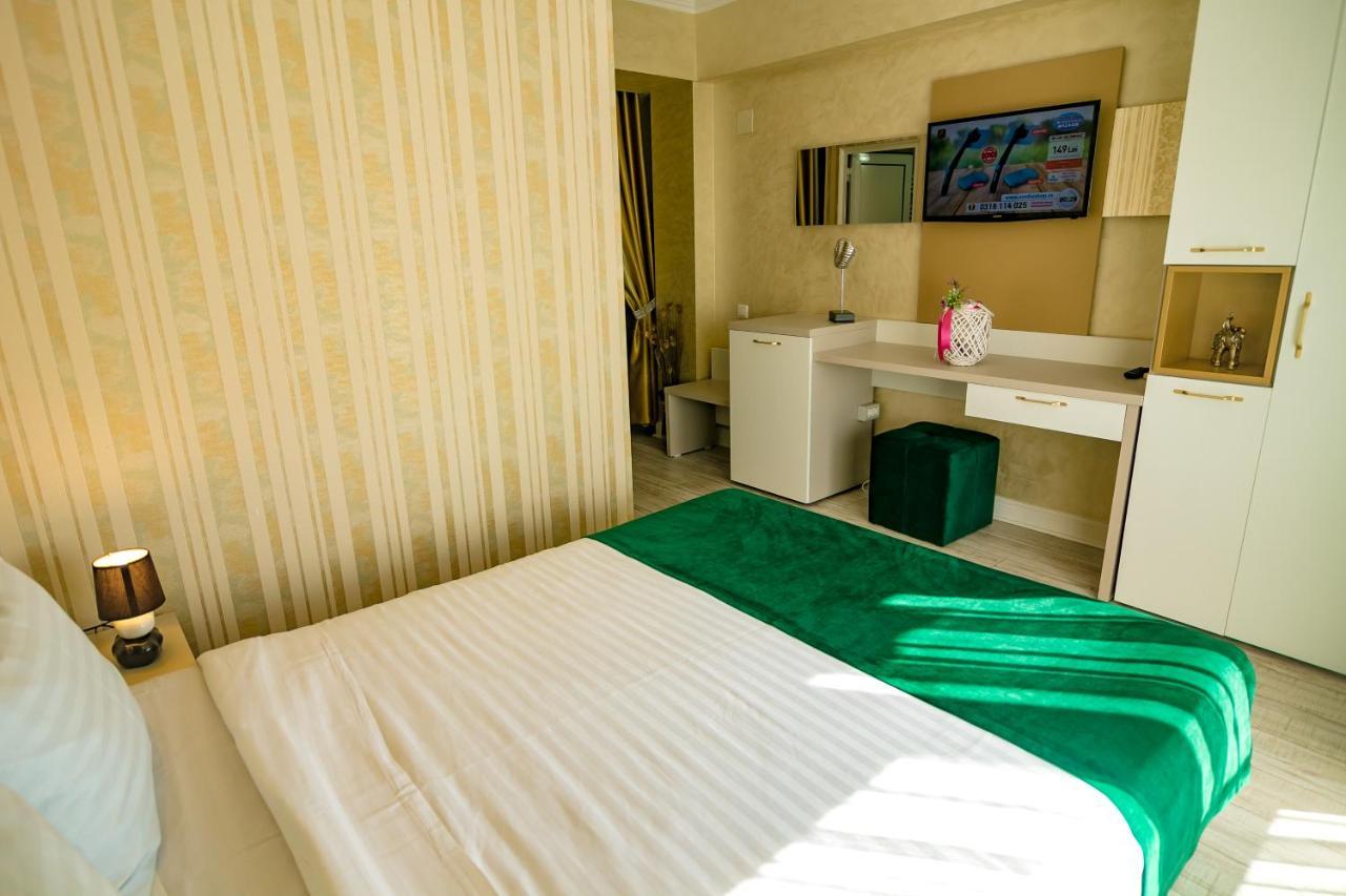Floare De Iris Hotel Vama Veche Eksteriør billede