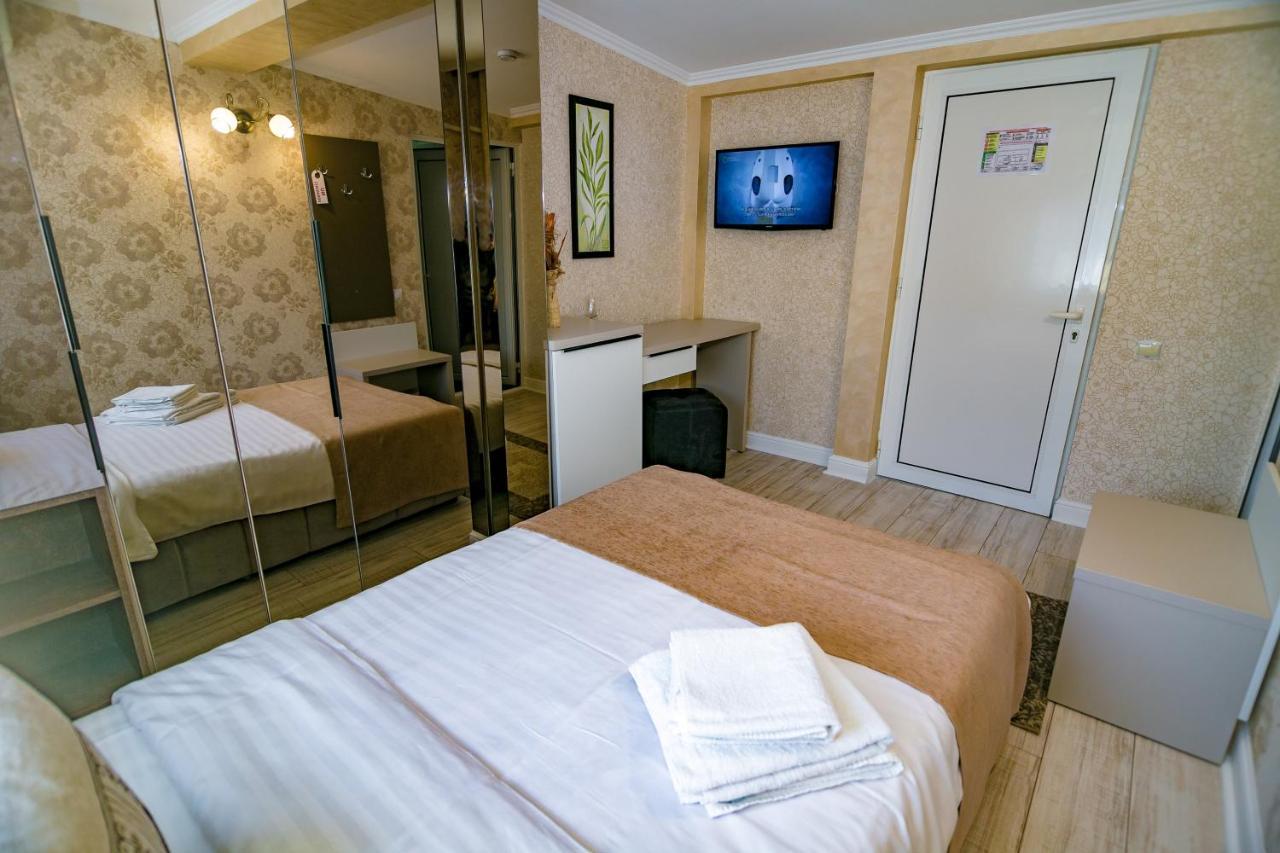 Floare De Iris Hotel Vama Veche Eksteriør billede