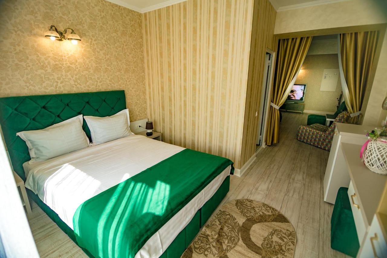 Floare De Iris Hotel Vama Veche Eksteriør billede